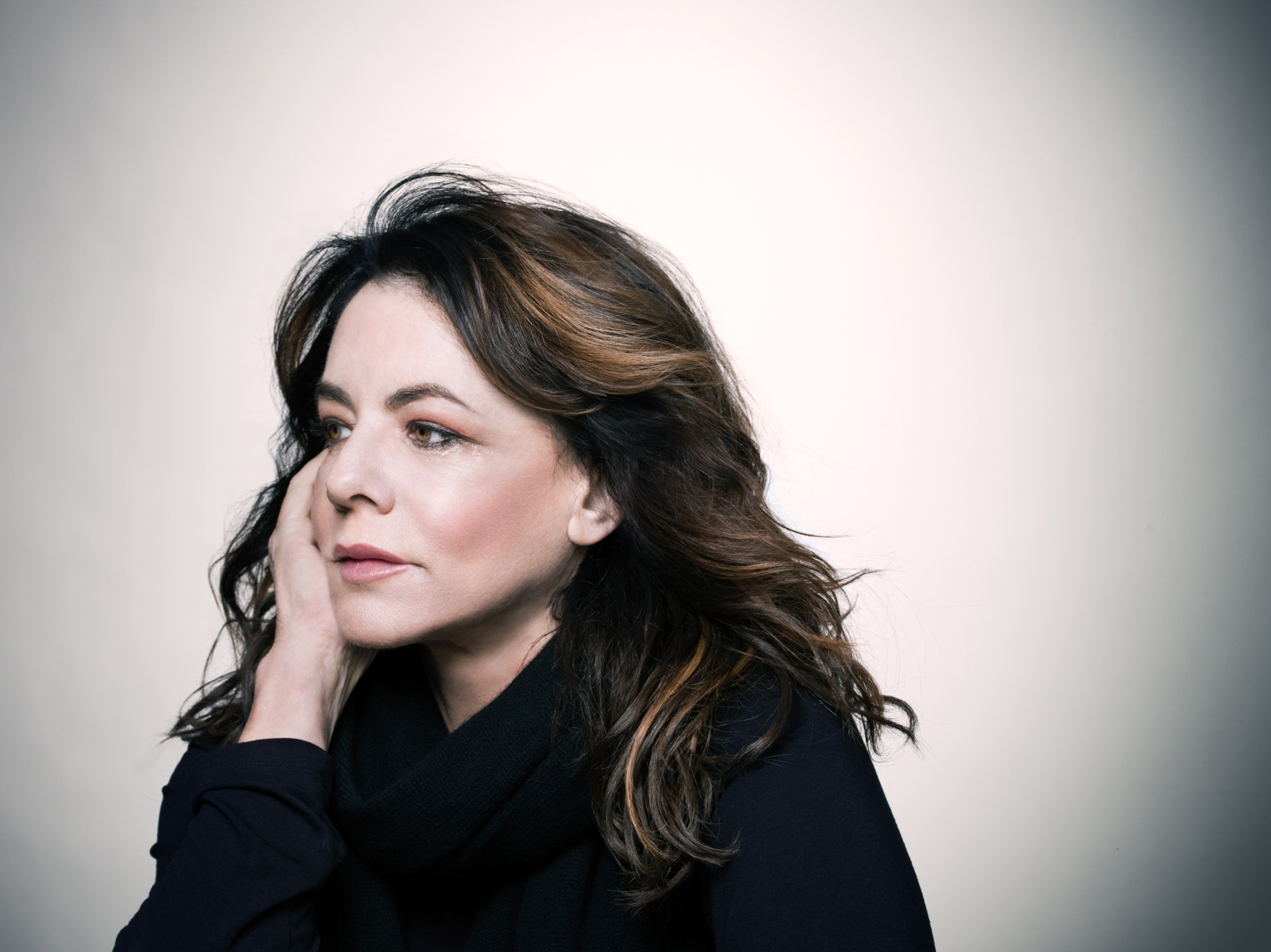 Stockard Channing Portrait by commercial celebrity advertising photographer Michael Grecco