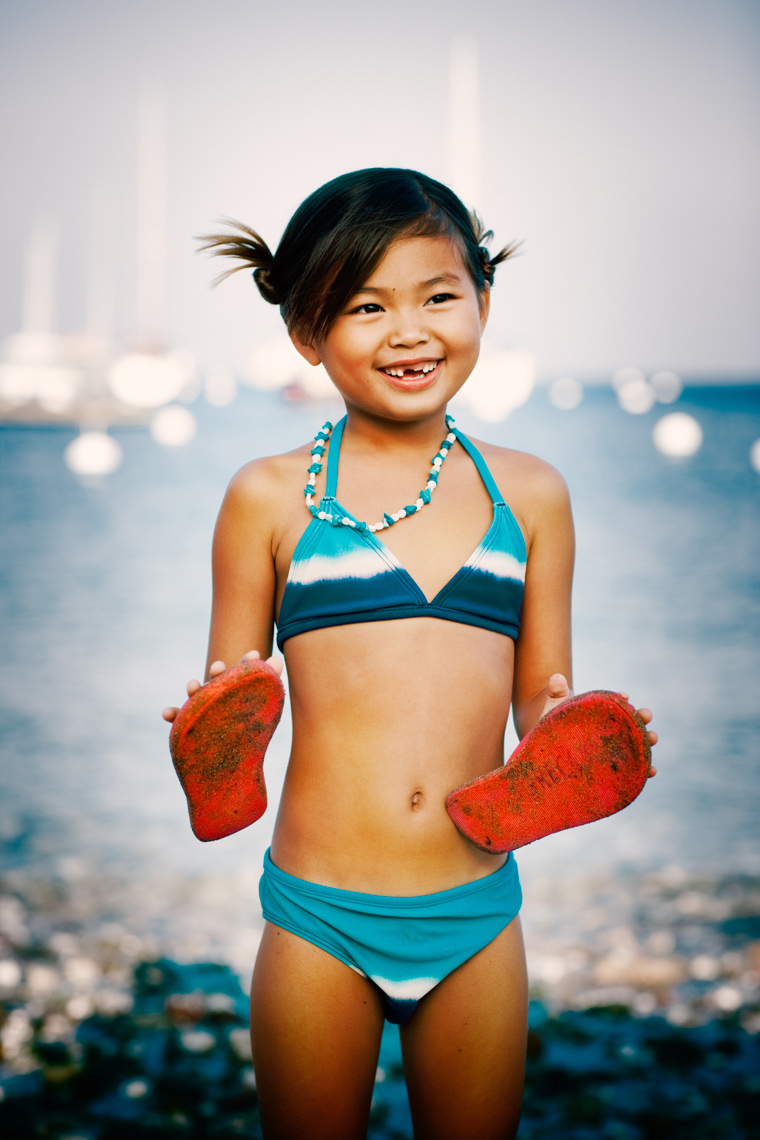 little girl beach Portrait by commercial celebrity advertising photographer Michael Grecco
